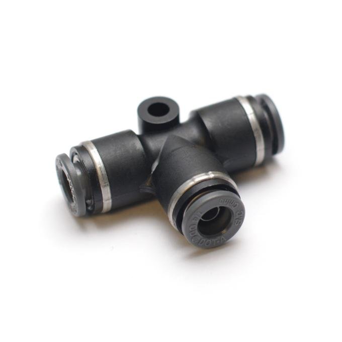 Ridetech Airline Fitting, Tee. 3/8" x 3/8" x 3/8" Airline 31956400
