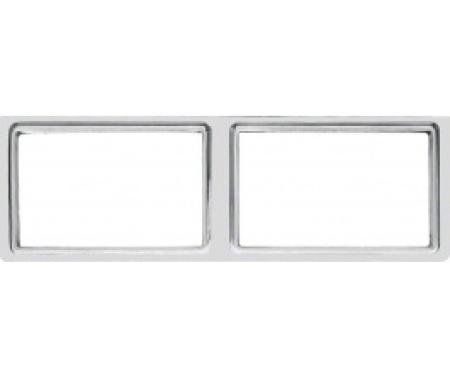 Nova Taillight Bezel, Standard, Right, 1975-1979